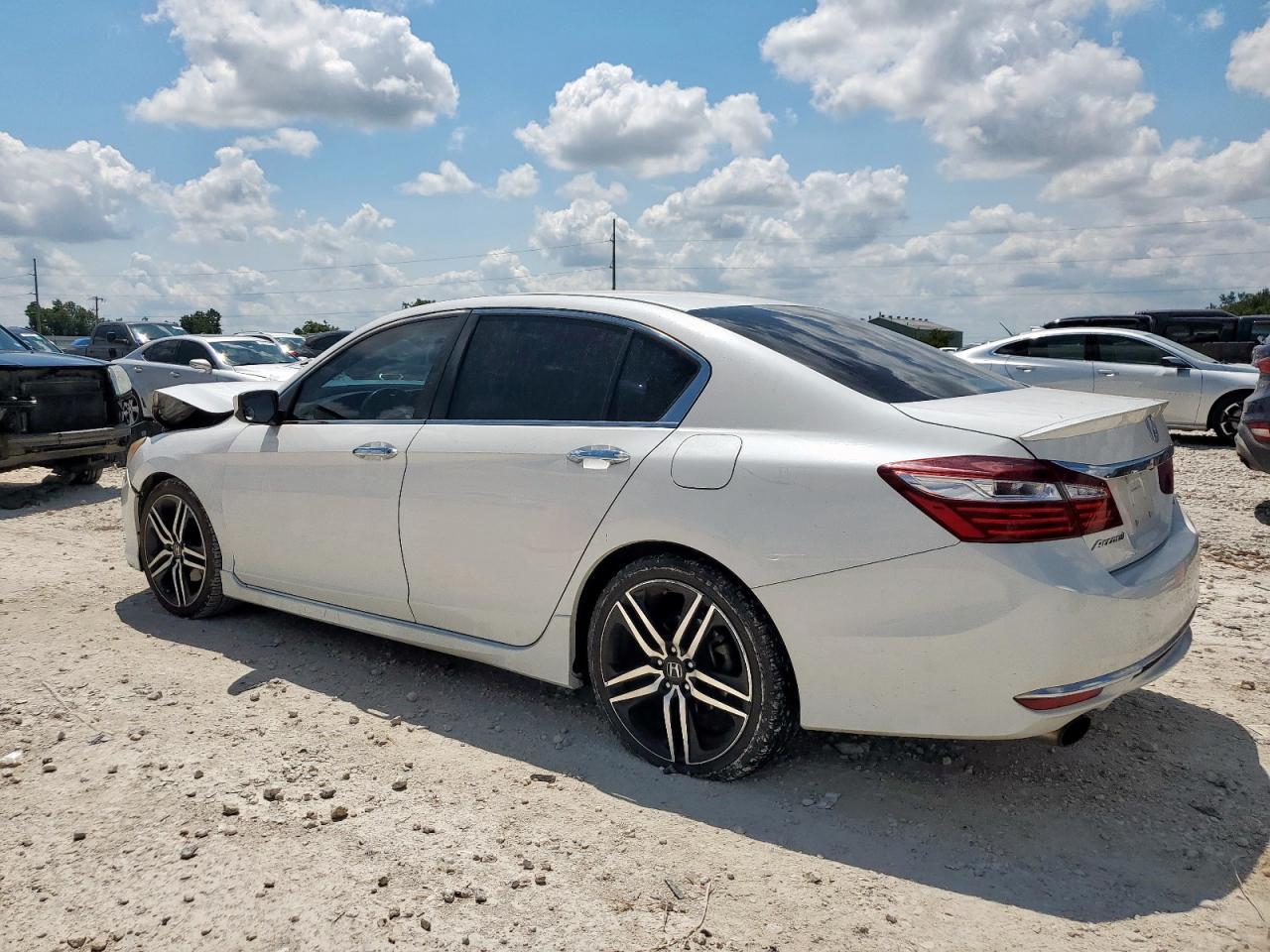 2017 HONDA ACCORD