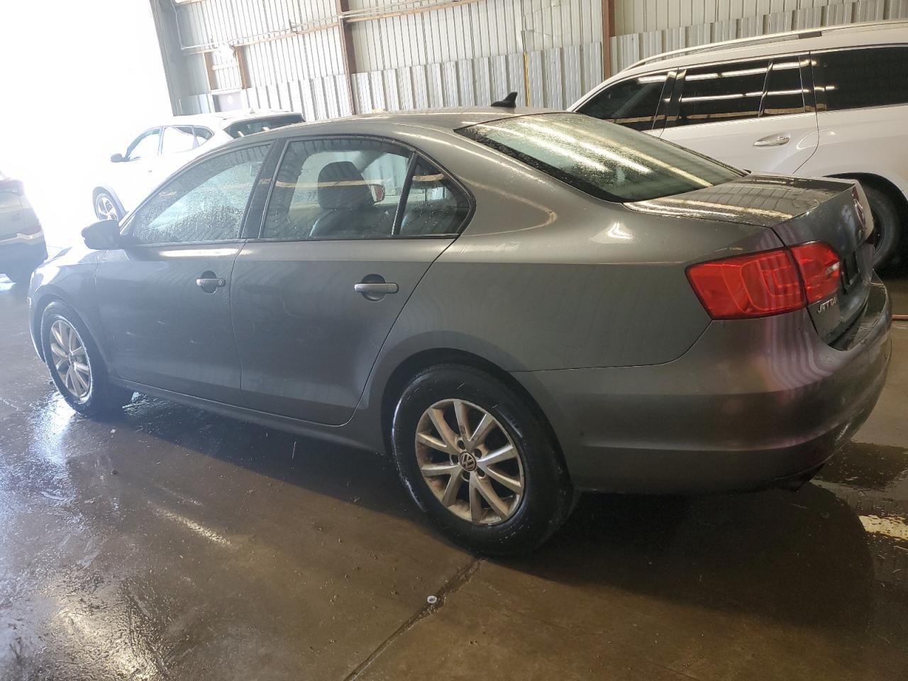2011 VOLKSWAGEN JETTA