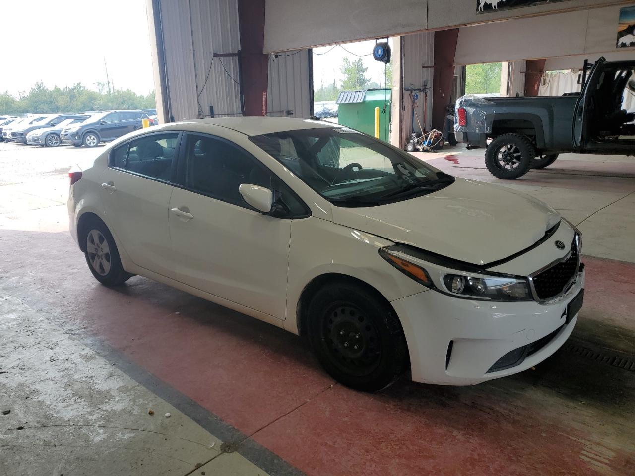 2017 KIA FORTE