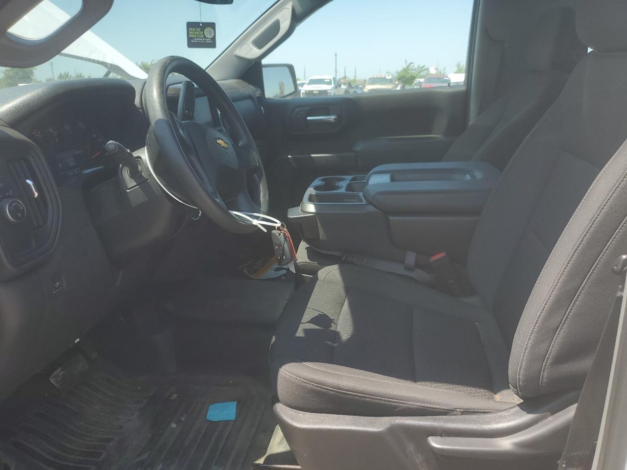 2023 CHEVROLET Silverado