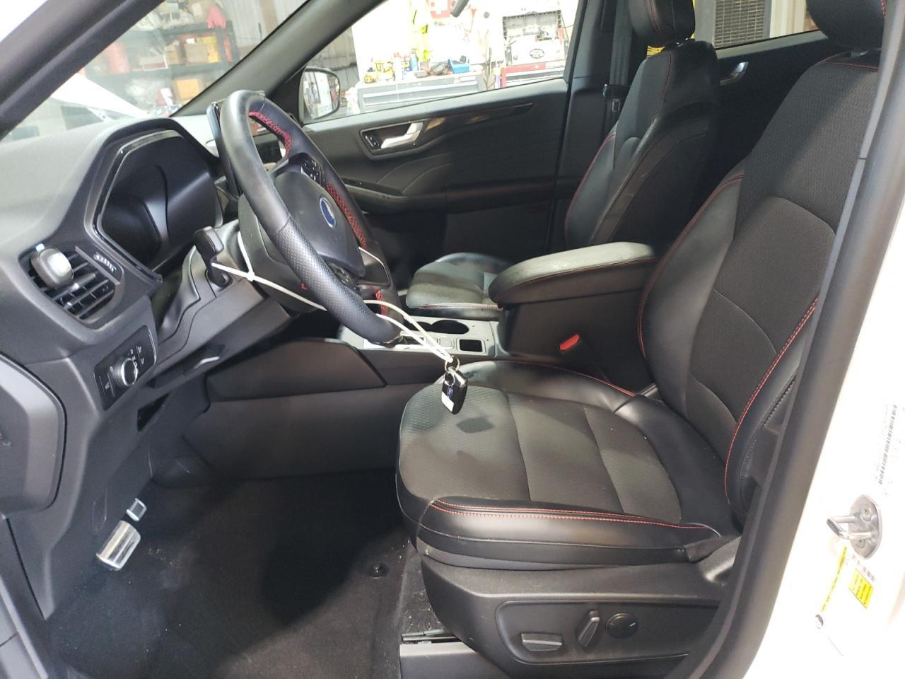 2023 FORD ESCAPE