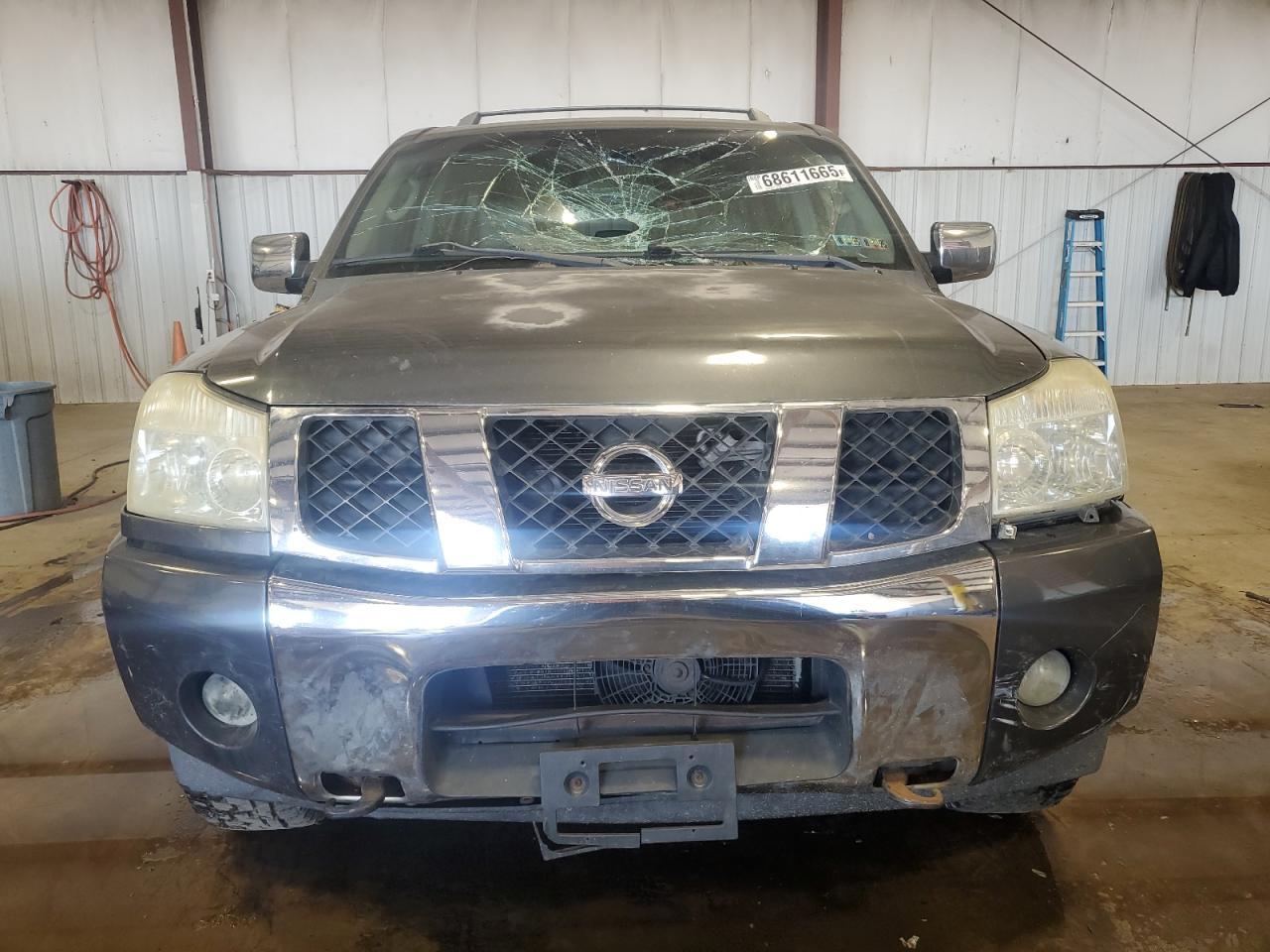 2004 NISSAN Armada