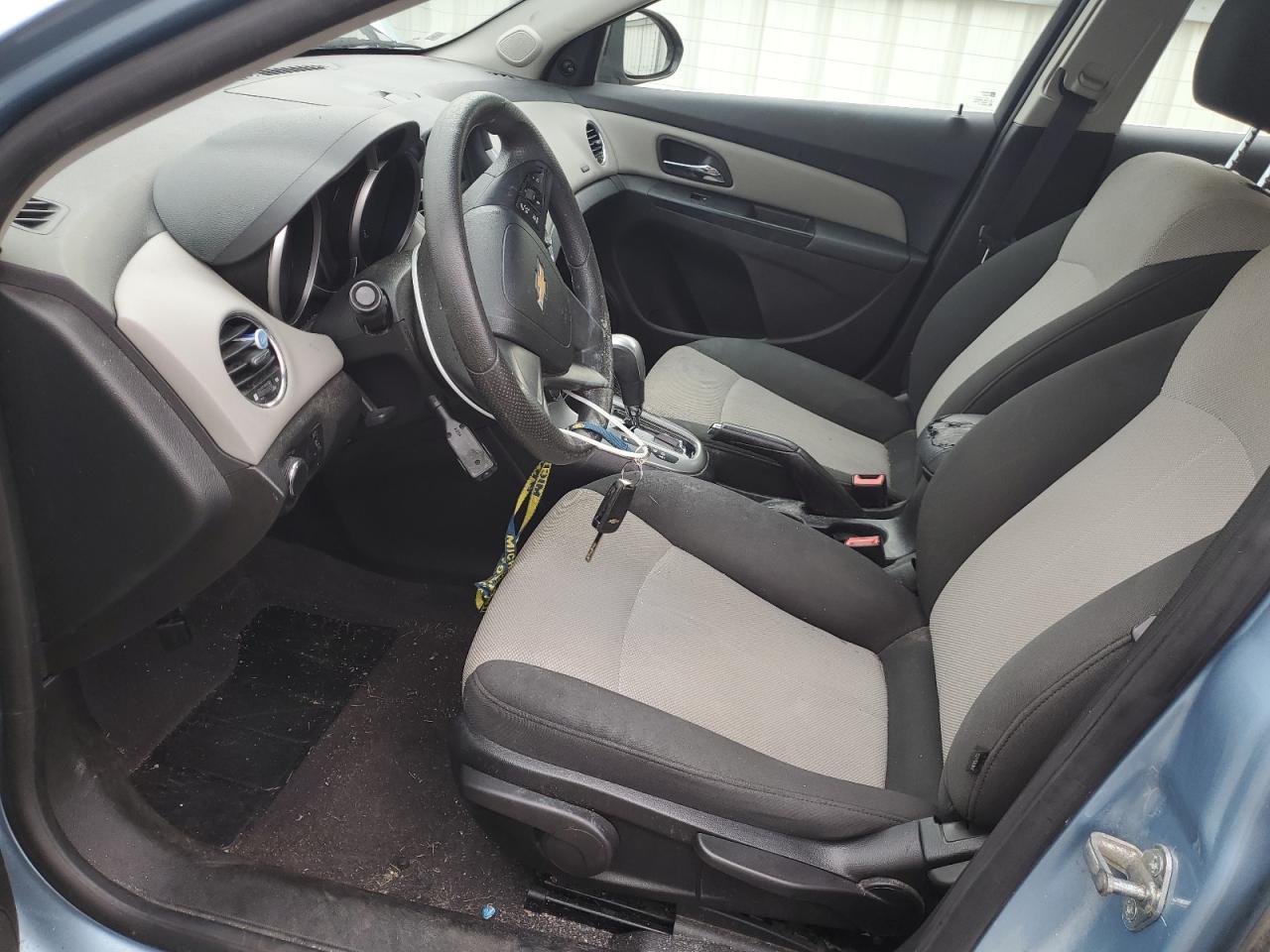 2011 CHEVROLET CRUZE