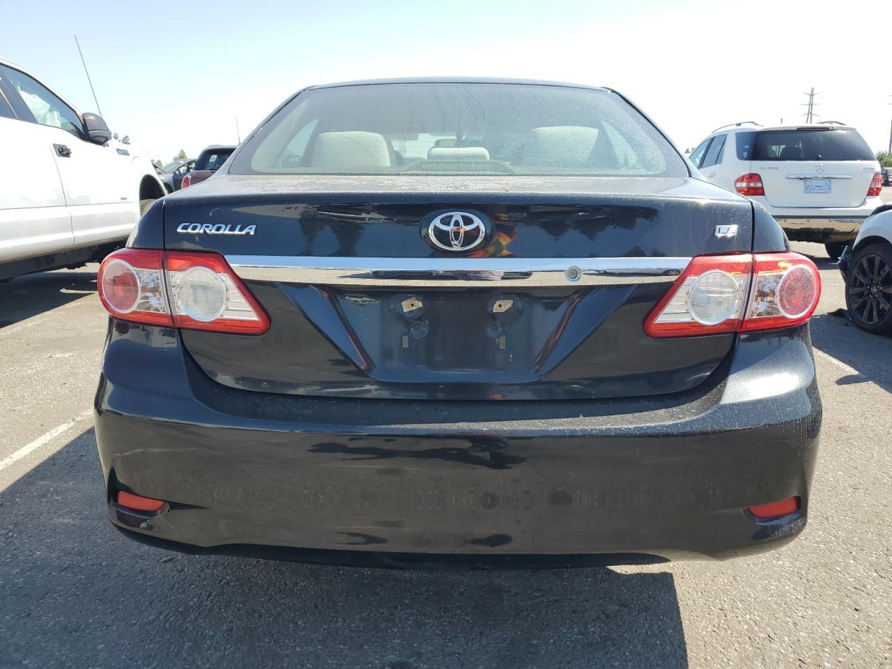2011 TOYOTA COROLLA