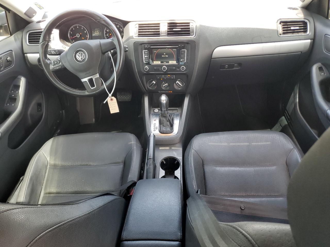 2012 VOLKSWAGEN JETTA