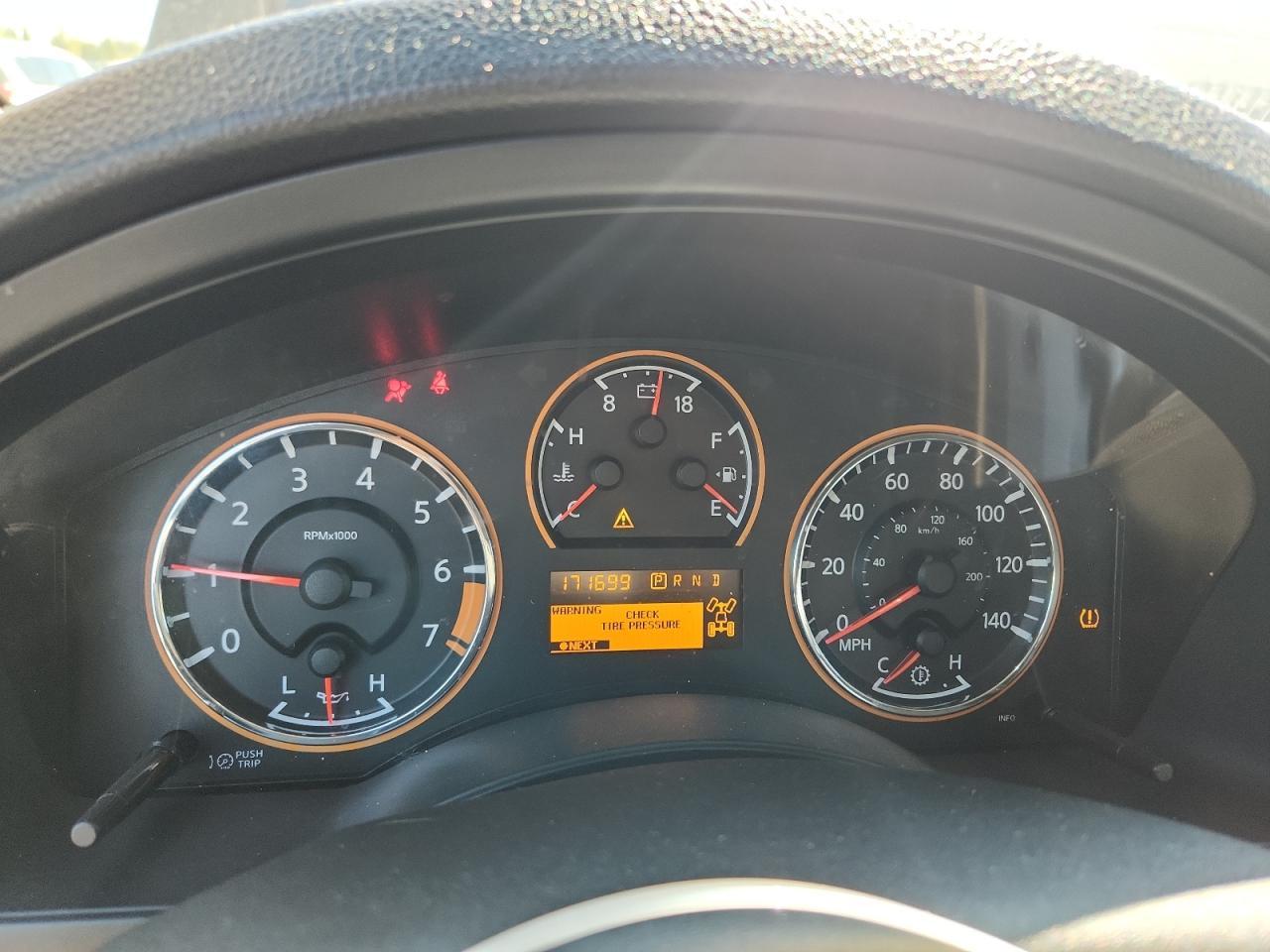 2012 NISSAN Armada
