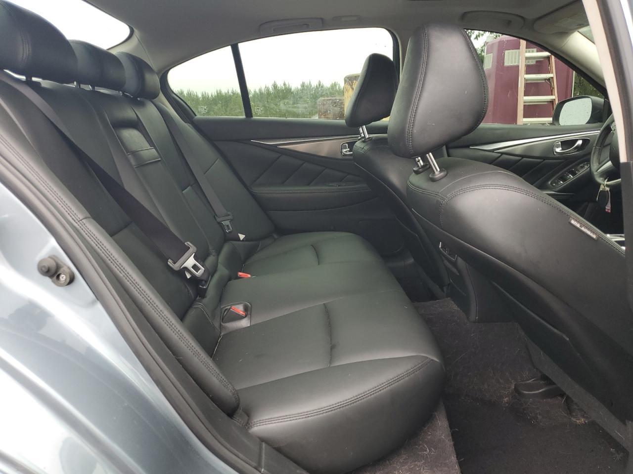 2017 INFINITI Q50