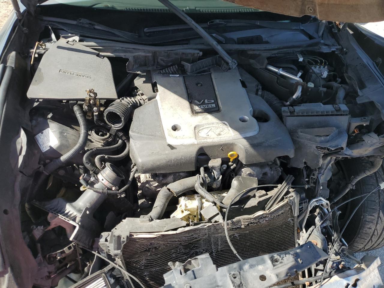 2011 INFINITI M37