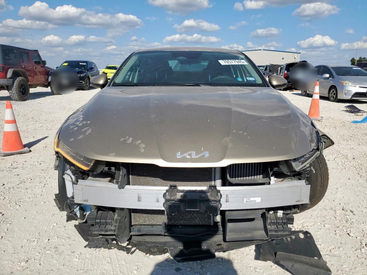 2022 KIA K5