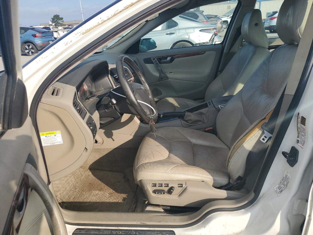 2005 VOLVO S60