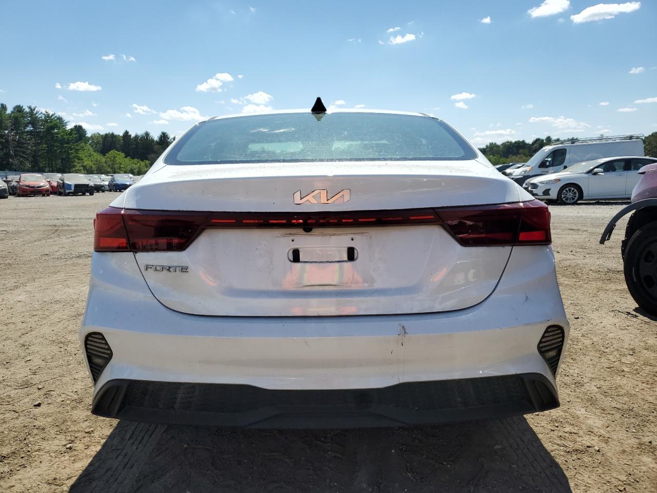 2023 KIA FORTE