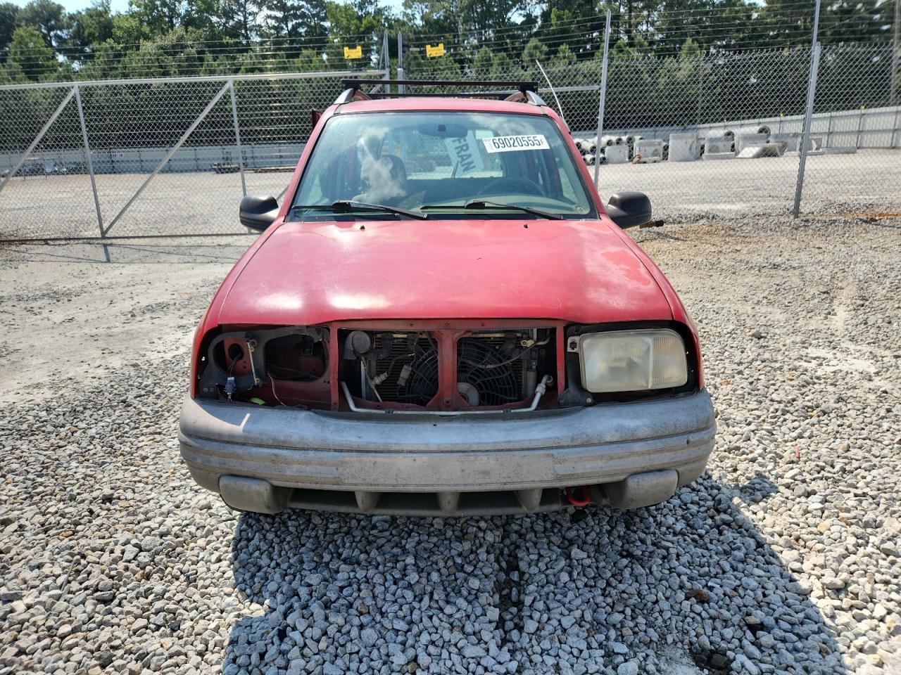 2001 CHEVROLET TRACKER