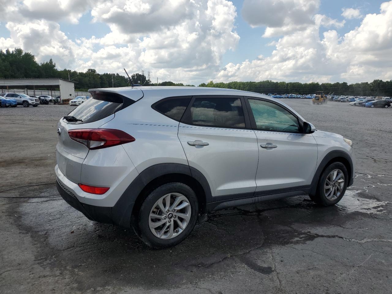 2016 HYUNDAI TUCSON