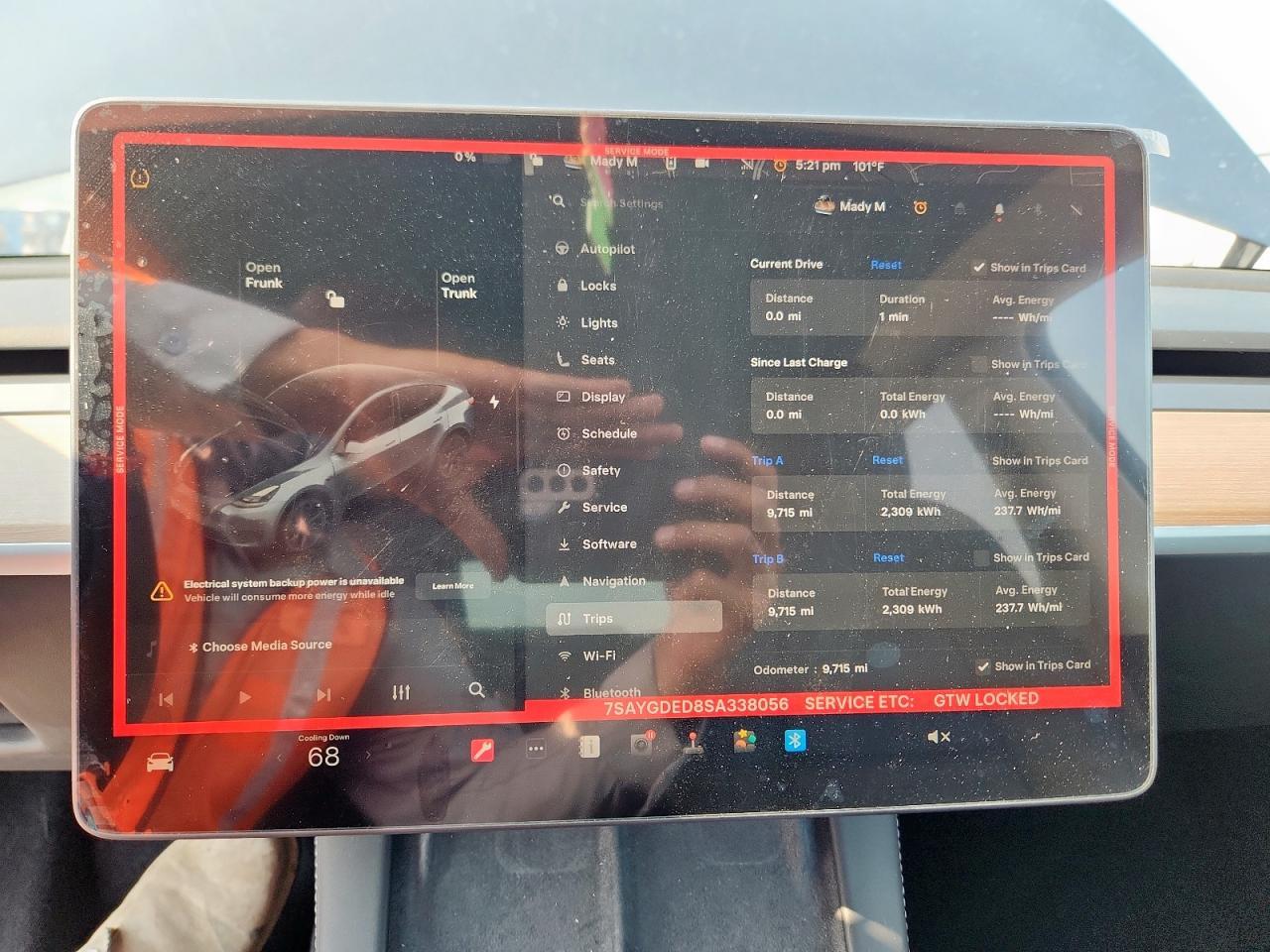 2025 TESLA MODEL Y