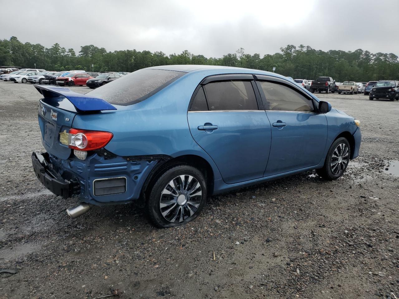 2013 TOYOTA COROLLA