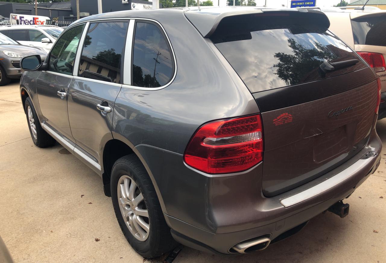 2010 PORSCHE CAYENNE