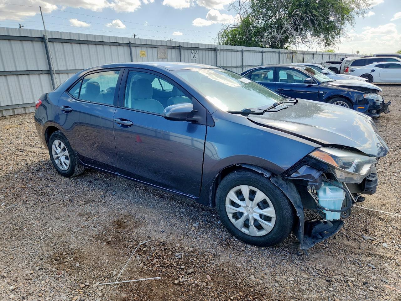 2015 TOYOTA COROLLA