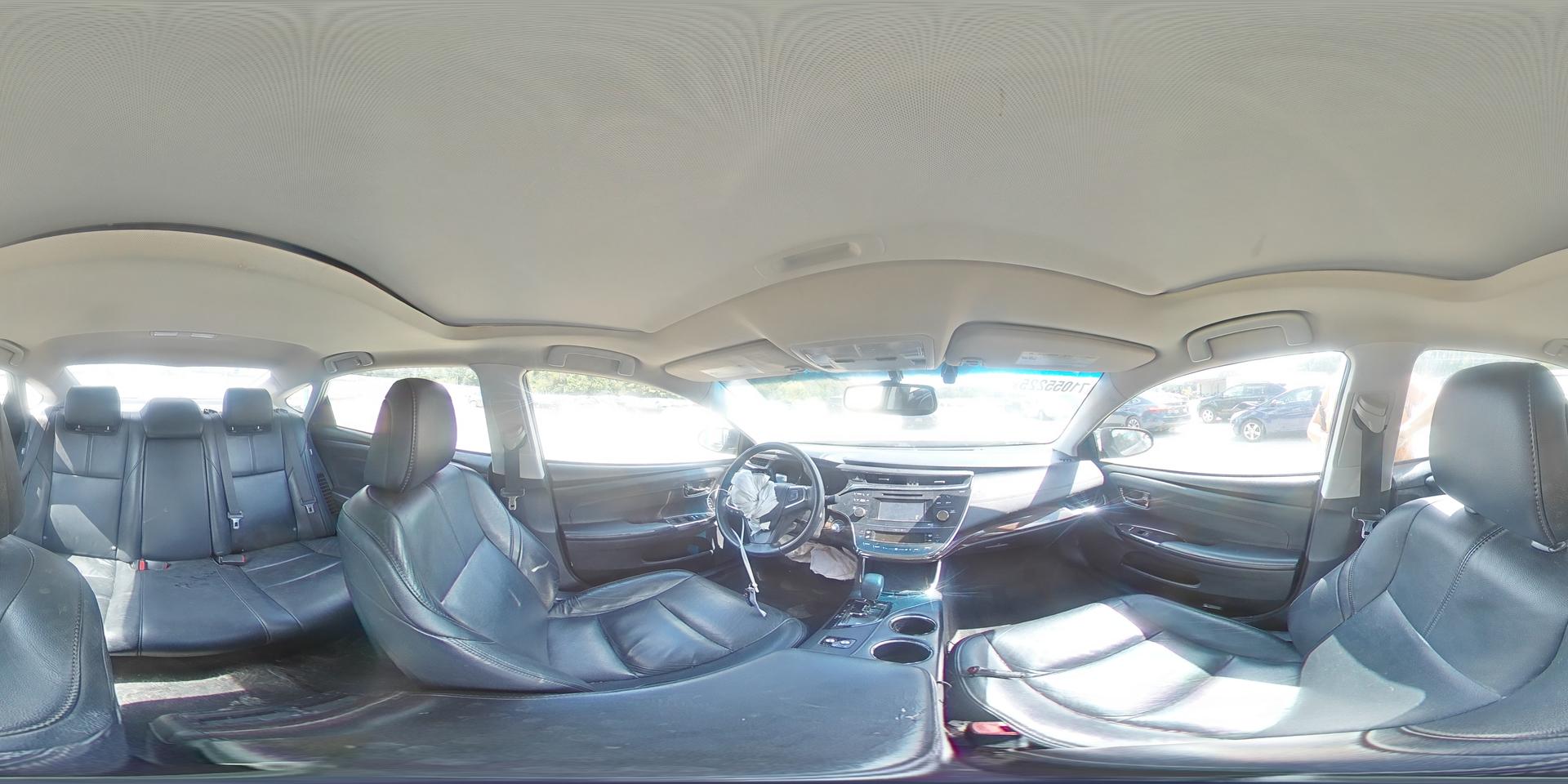 2013 TOYOTA Avalon