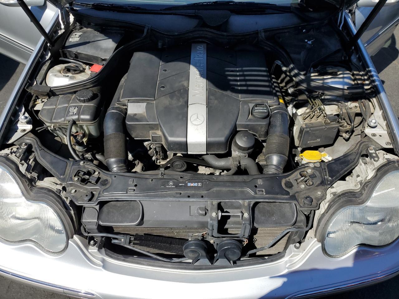 2002 MERCEDES-BENZ C-CLASS