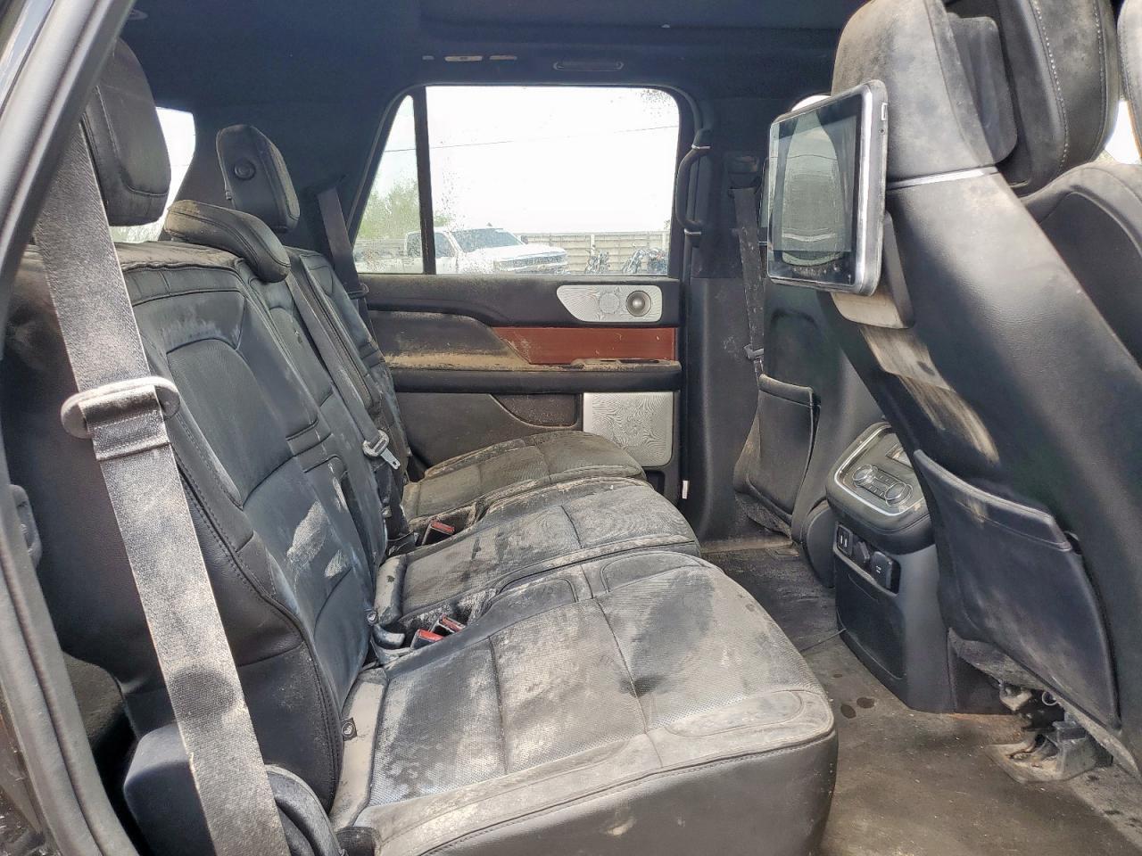 2018 LINCOLN Navigator