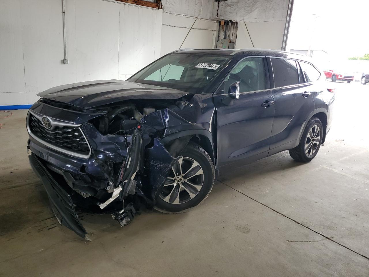 2022 TOYOTA HIGHLANDER