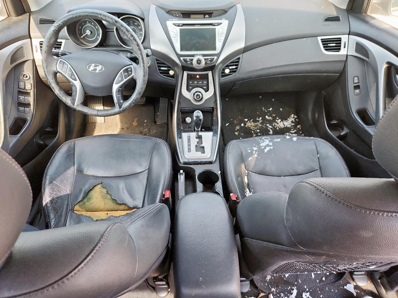 2012 HYUNDAI ELANTRA
