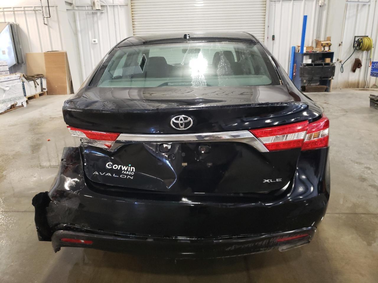 2014 TOYOTA Avalon