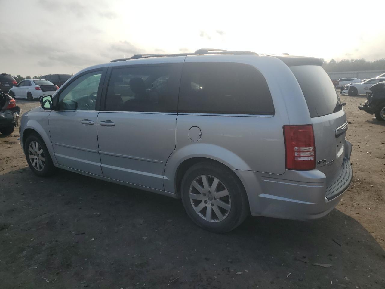 2008 CHRYSLER Town & Country