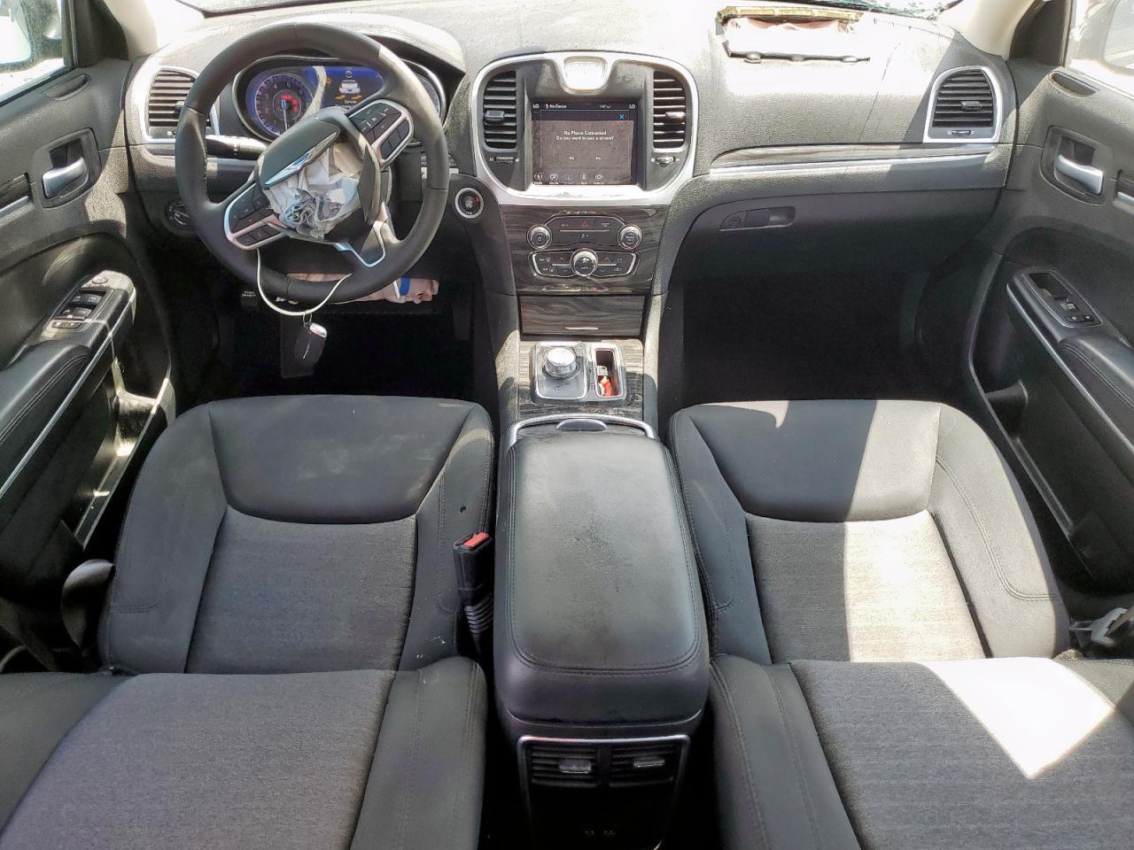 2022 CHRYSLER 300