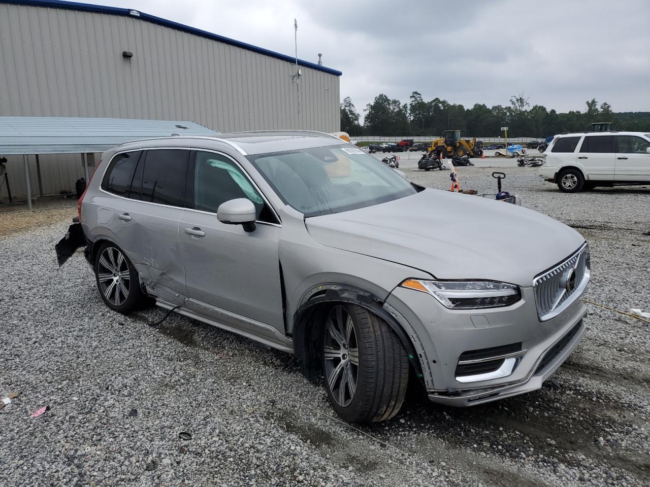 2024 VOLVO XC90