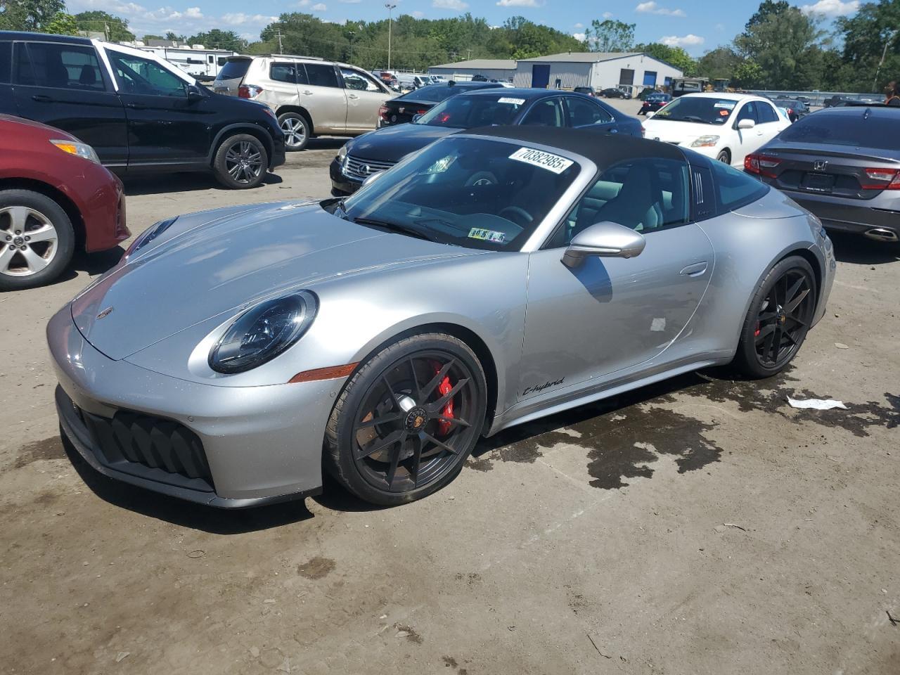 2025 PORSCHE 911
