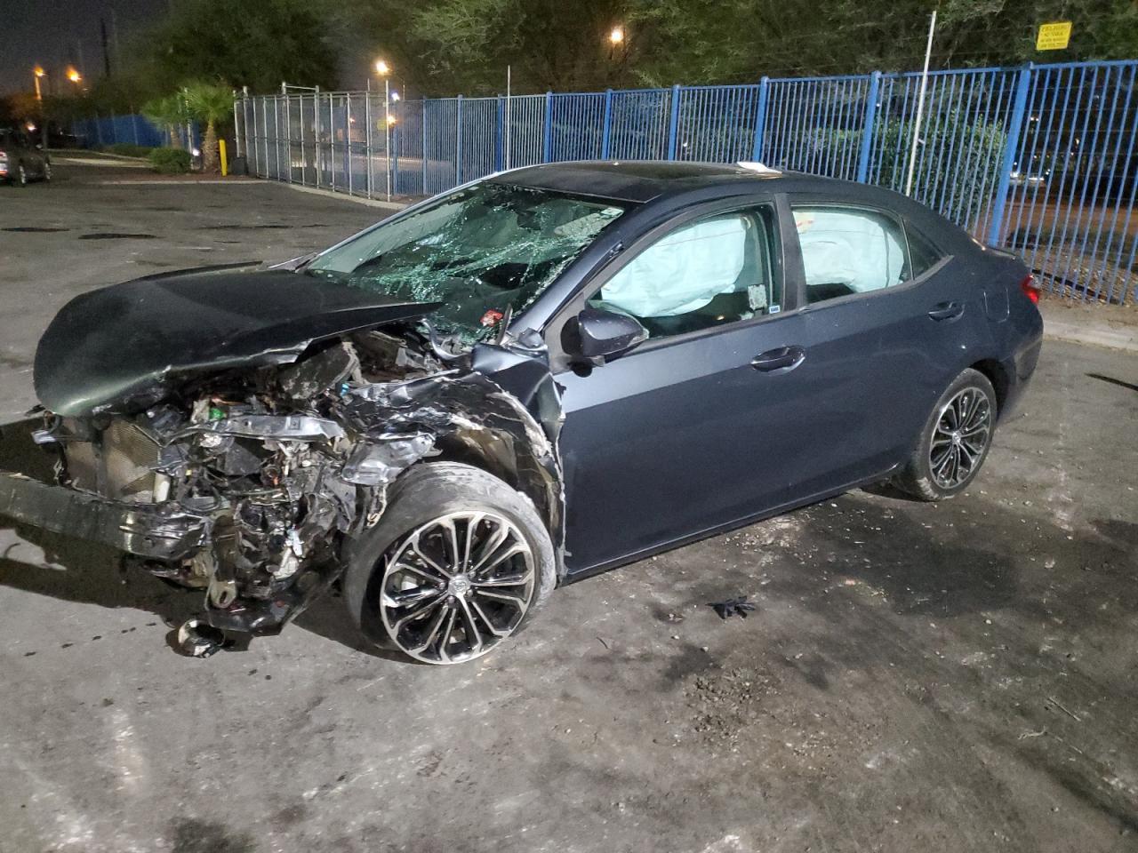 2016 TOYOTA COROLLA
