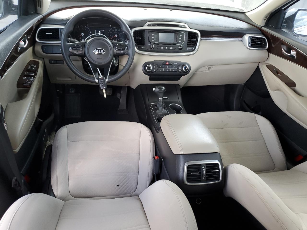 2017 KIA SORENTO