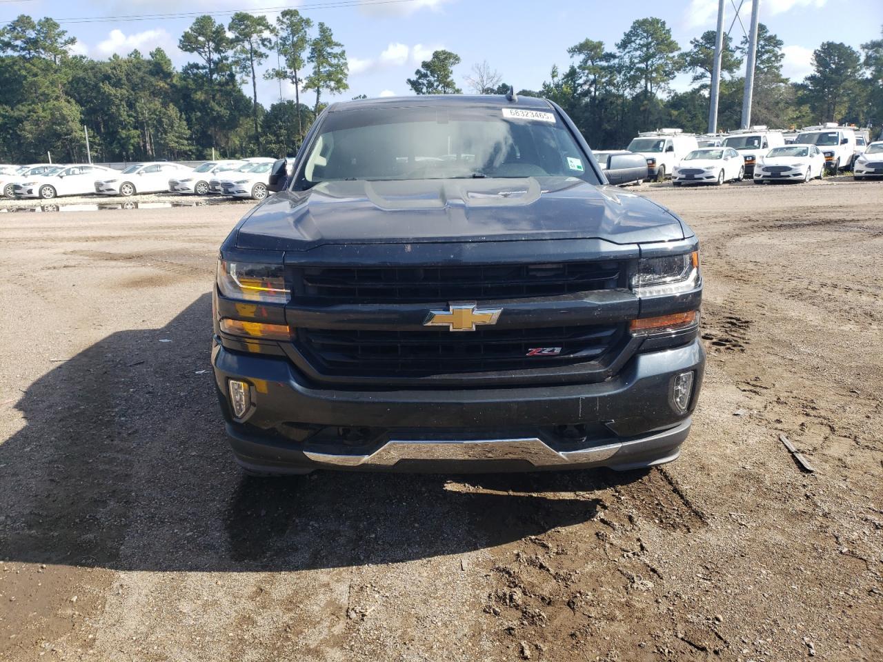 2017 CHEVROLET Silverado
