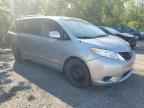 2011 TOYOTA SIENNA