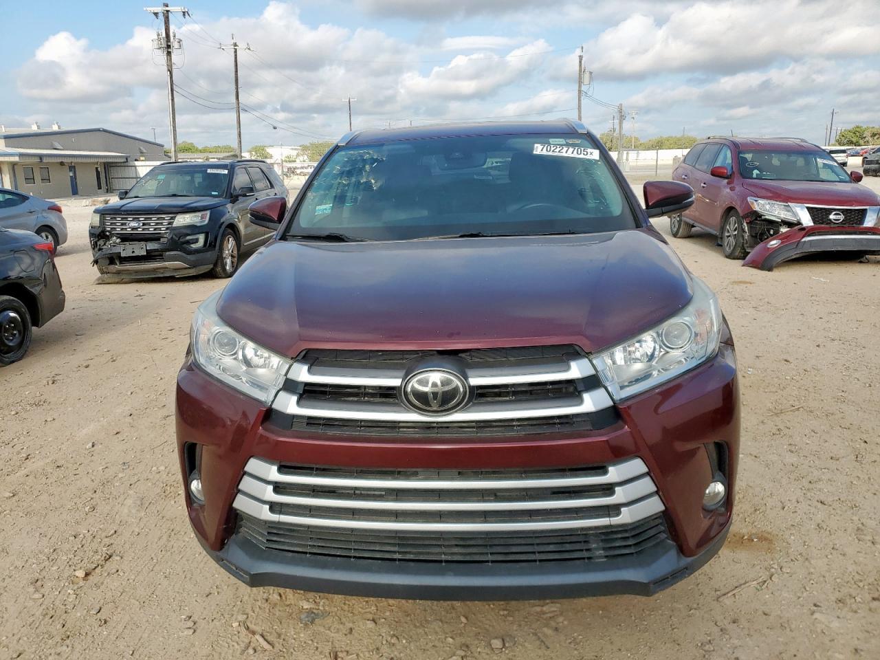 2018 TOYOTA HIGHLANDER