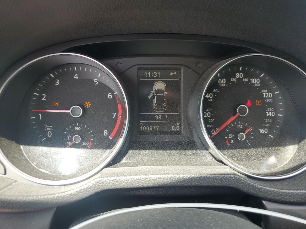 2016 VOLKSWAGEN Passat
