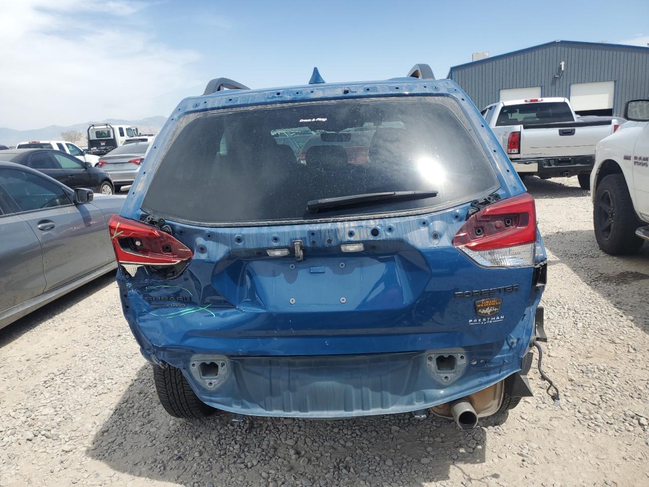 2023 SUBARU FORESTER