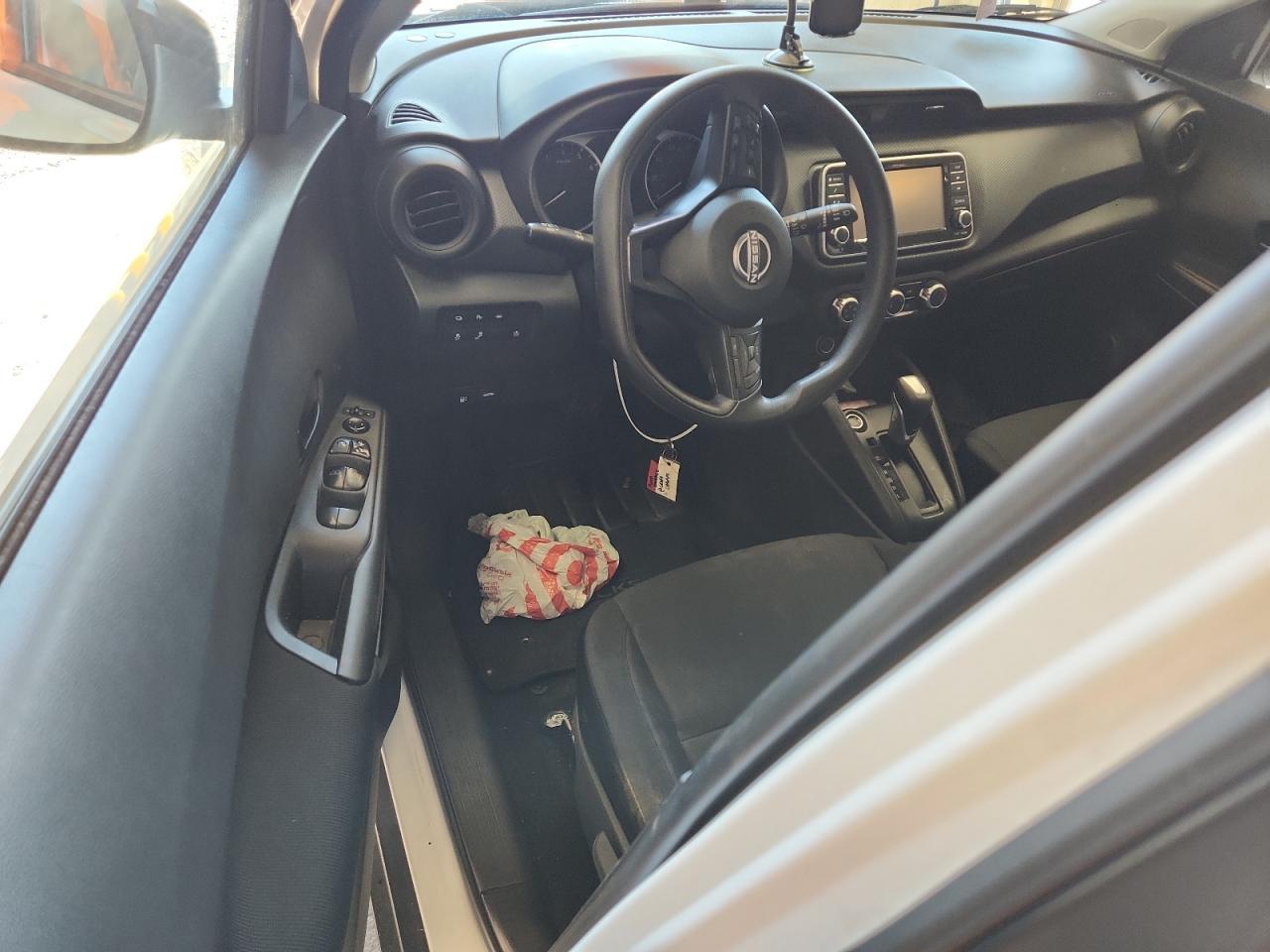 2023 NISSAN KICKS