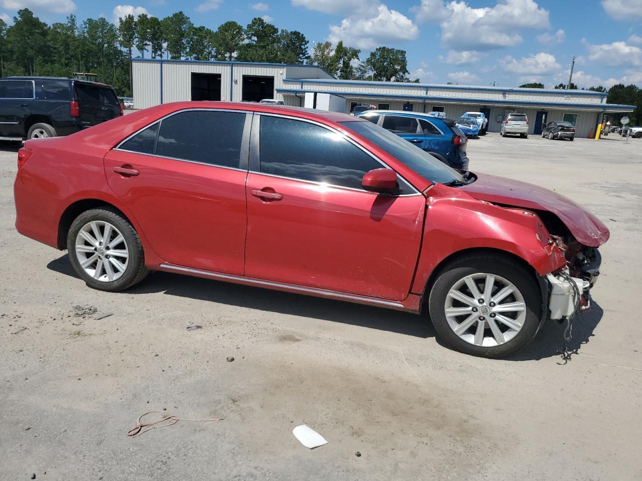 2014 TOYOTA CAMRY