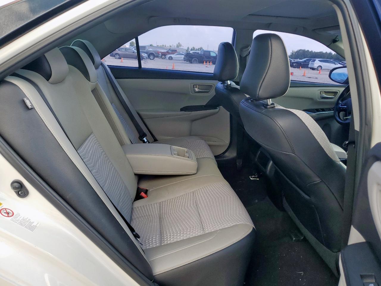 2015 TOYOTA CAMRY