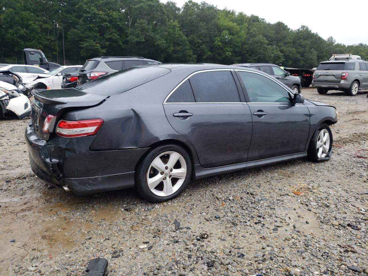 2011 TOYOTA CAMRY