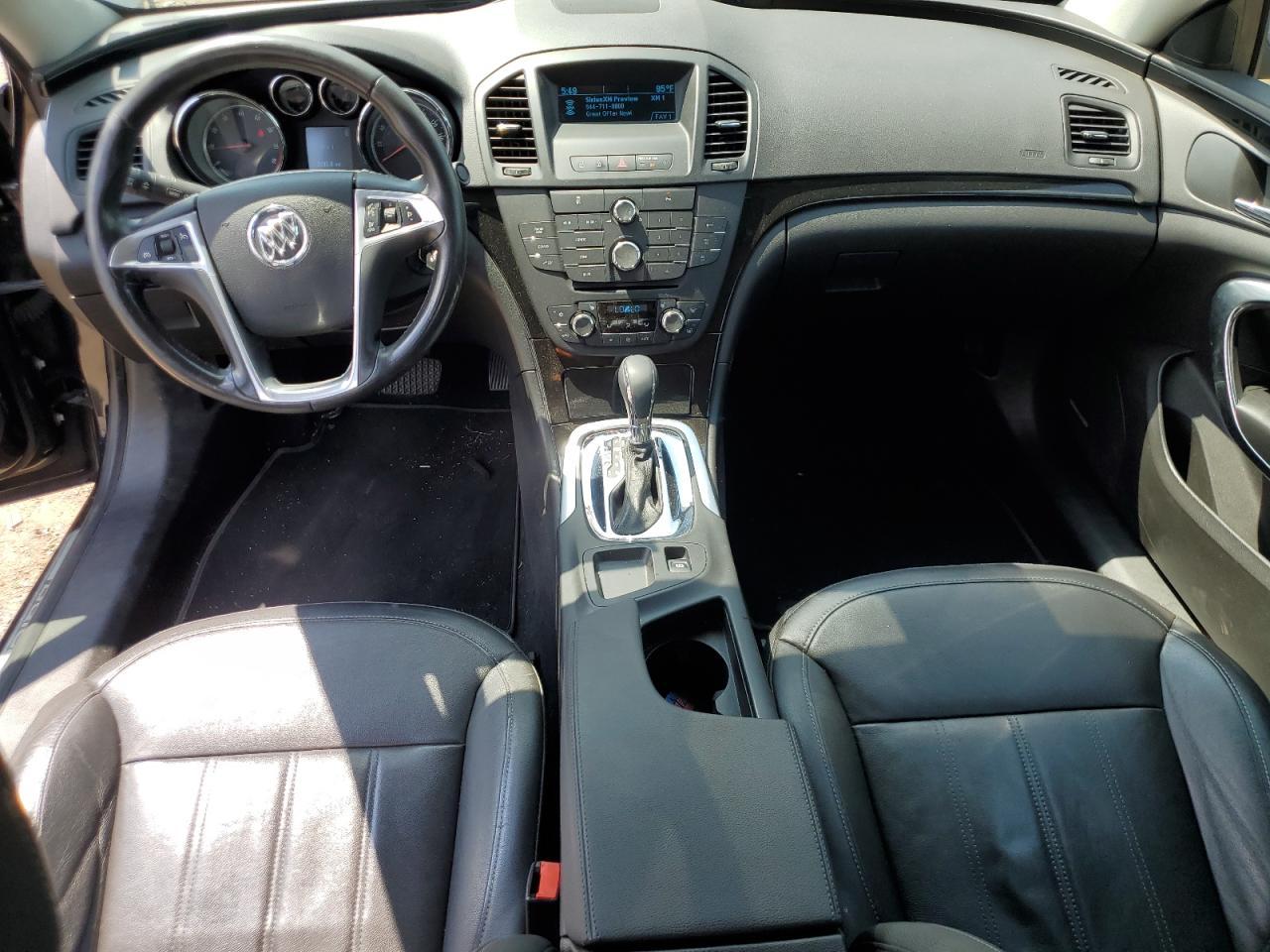 2011 BUICK Regal