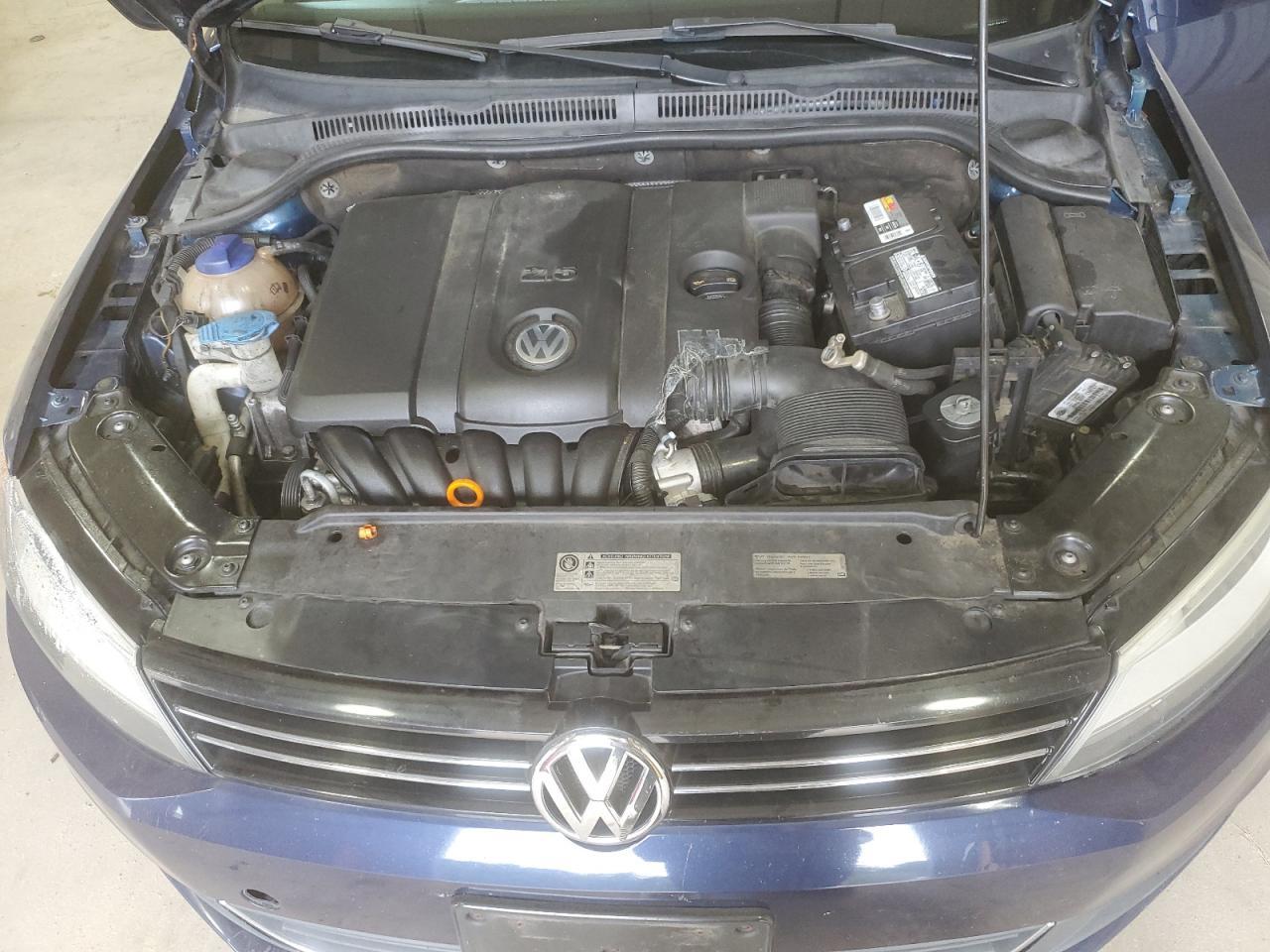 2013 VOLKSWAGEN JETTA