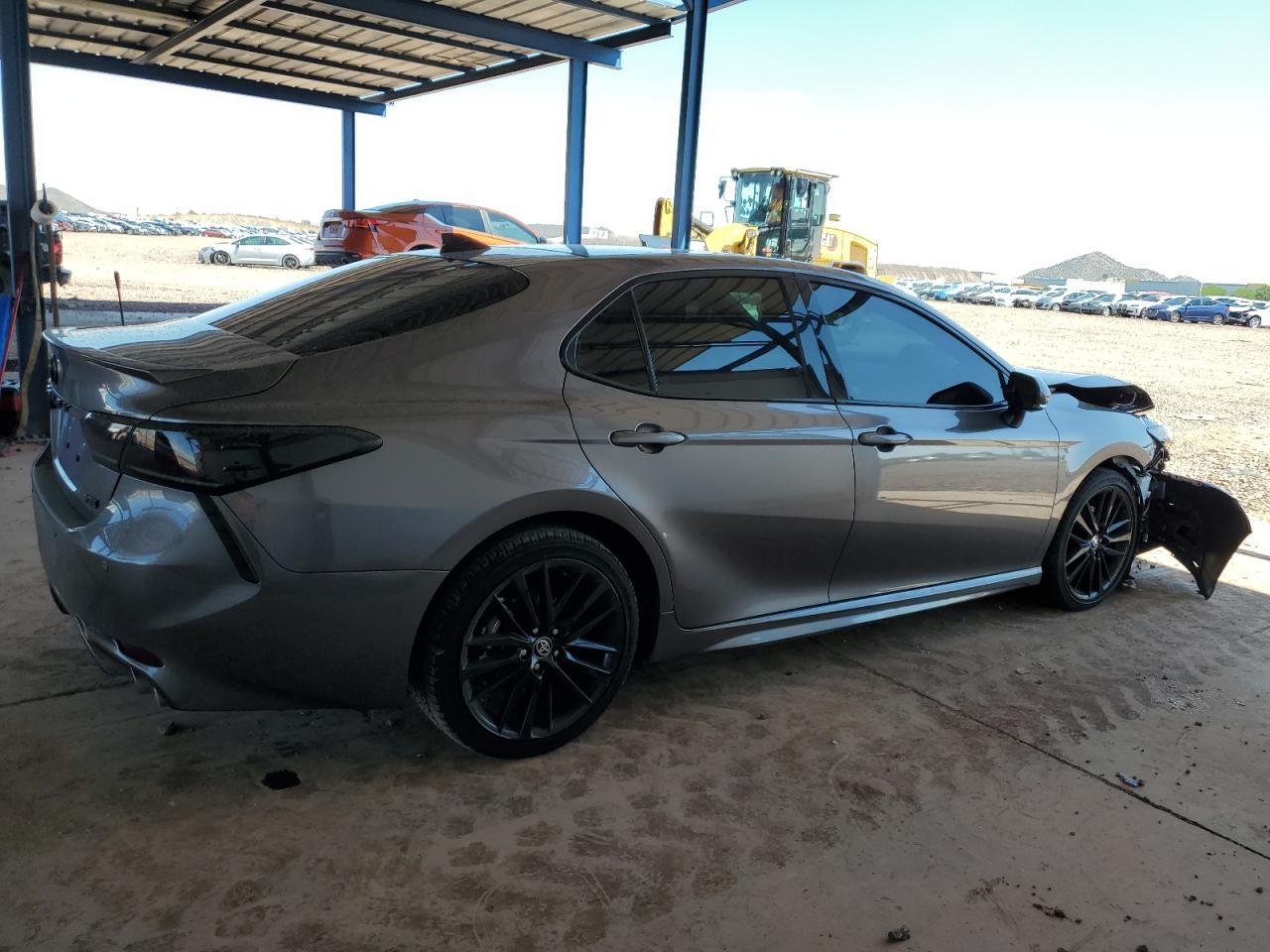 2023 TOYOTA CAMRY