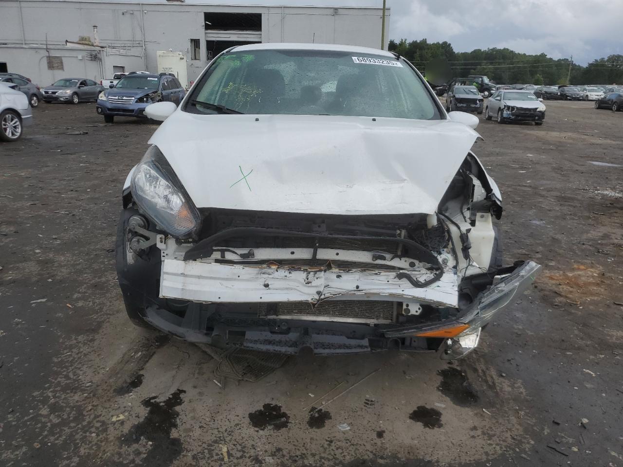 2016 FORD Fiesta