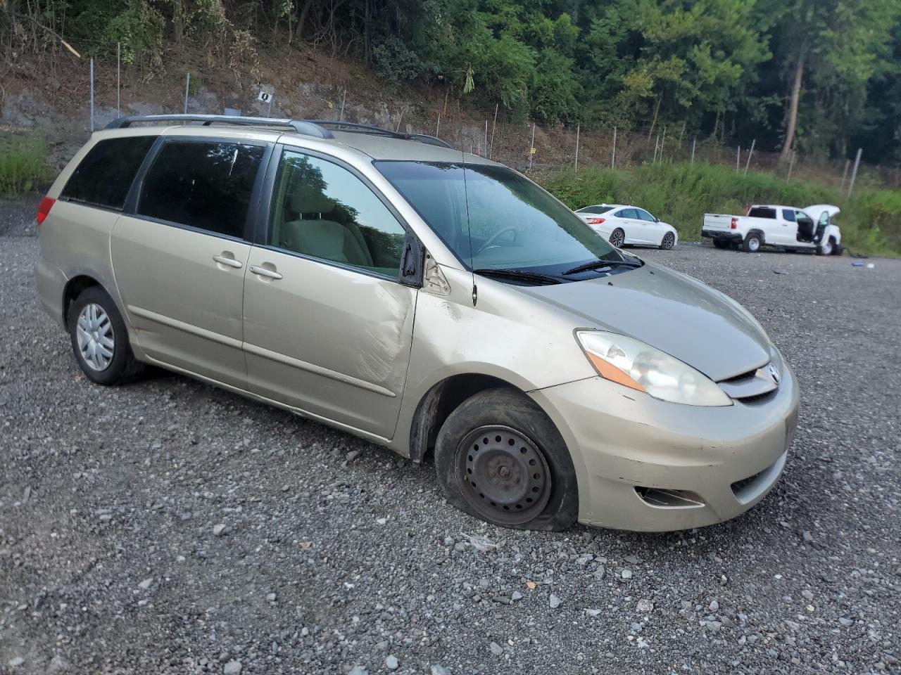 2008 TOYOTA SIENNA