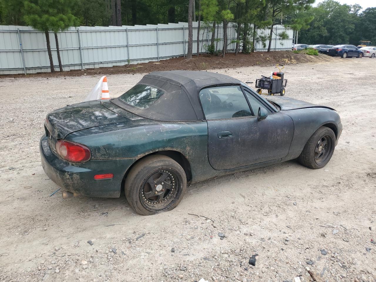 2002 MAZDA MX-5 Miata