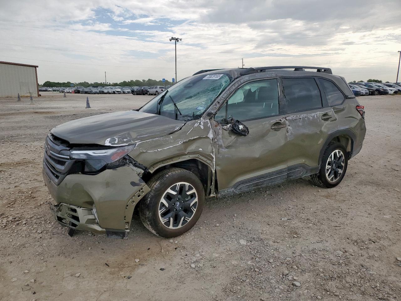 2025 SUBARU FORESTER