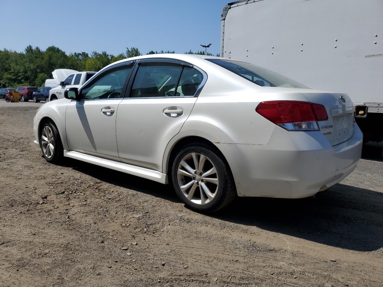 2014 SUBARU Legacy
